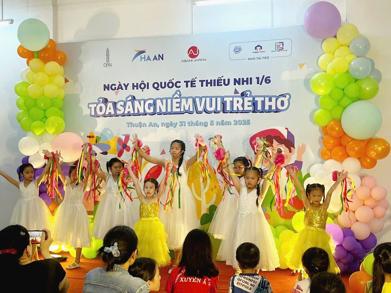 Chi phí tổ chức Quốc Tế Thiếu Nhi 1-6_nhóm múa