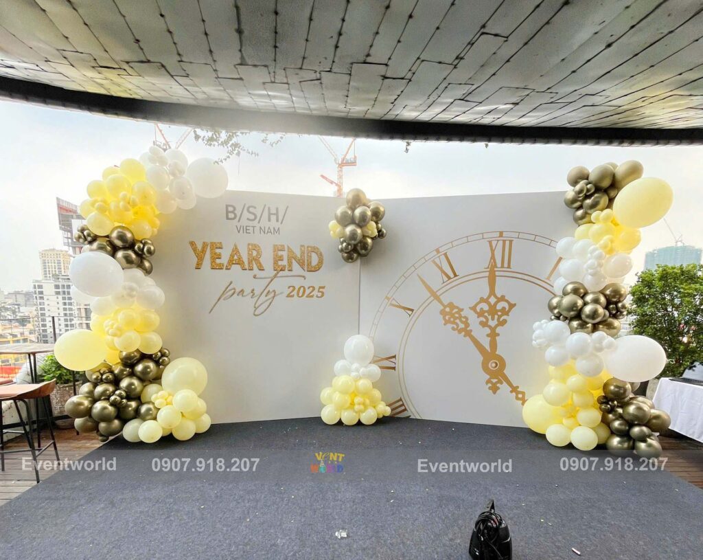 backdrop year end party 3